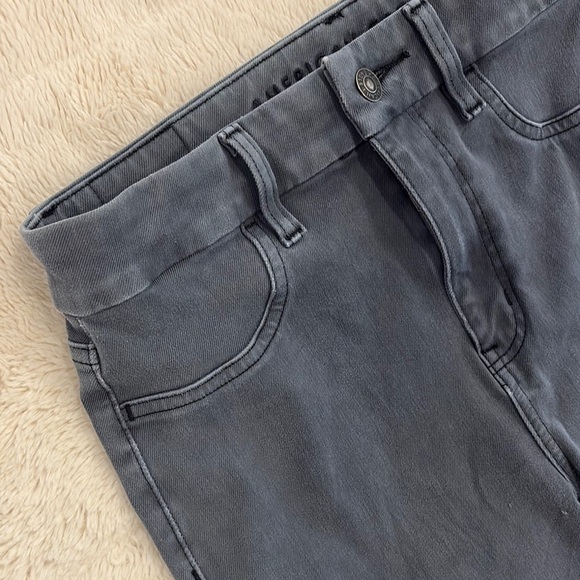 American Eagle Women's dark grey/black Jeans size 8 extra long (tall) - Picture 2 of 8